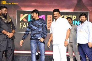 Karthikeya 2 Pre-Release attended by Nikhil Siddharth and Anupama Parameswaran