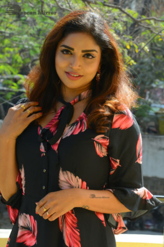 Telugu Actress Karunya Chowdary