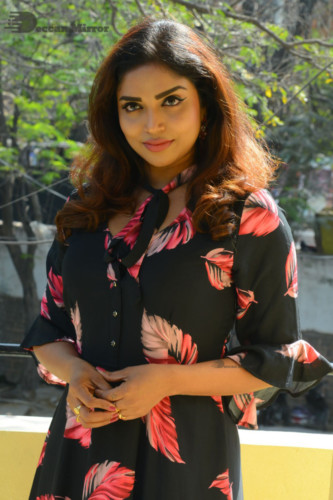 Telugu Actress Karunya Chowdary