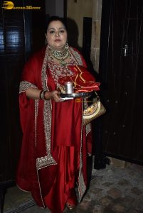 Karva Chauth at Anil Kapoor’s house attended by Varun Dhawan, Namrata Shirodkar, Shilpa Shetty, and others