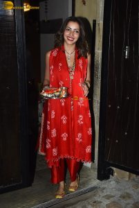 Karva Chauth at Anil Kapoor’s house attended by Varun Dhawan, Namrata Shirodkar, Shilpa Shetty, and others