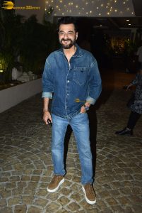Karva Chauth at Anil Kapoor’s house attended by Varun Dhawan, Namrata Shirodkar, Shilpa Shetty, and others