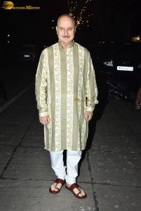 Karva Chauth at Anil Kapoor’s house attended by Varun Dhawan, Namrata Shirodkar, Shilpa Shetty, and others