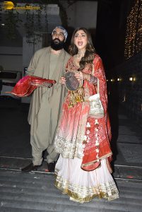 Karva Chauth at Anil Kapoor’s house attended by Varun Dhawan, Namrata Shirodkar, Shilpa Shetty, and others