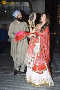 Karva Chauth at Anil Kapoor’s house attended by Varun Dhawan, Namrata Shirodkar, Shilpa Shetty, and others