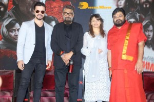 Kashmir Files Press Meet attended by Pallavi Joshi