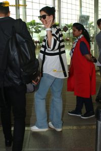 actress katrina kaif stylish looks at mumbai airport