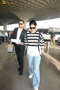 actress katrina kaif stylish looks at mumbai airport