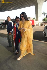 Indian actress katrina kaif gorgeous in a yellow salwar
