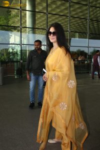 Indian actress katrina kaif gorgeous in a yellow salwar