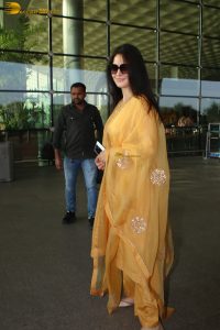 Indian actress katrina kaif gorgeous in a yellow salwar