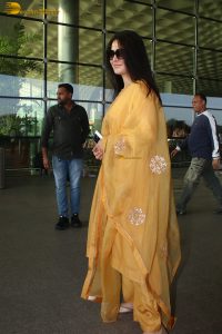 Indian actress katrina kaif gorgeous in a yellow salwar