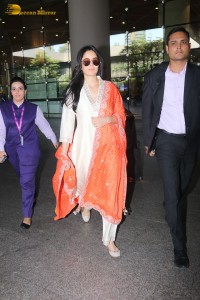 Indian Actress Katrina Kaif in a salwar kameez spotted at Mumbai Airport