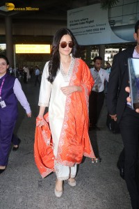 Indian Actress Katrina Kaif in a salwar kameez spotted at Mumbai Airport