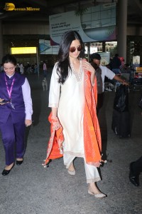 Indian Actress Katrina Kaif in a salwar kameez spotted at Mumbai Airport