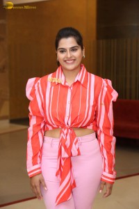 Indian actress kavya kalyanram photoshoot