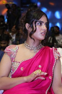 actress Kavya Thapar pretty in a pink saree