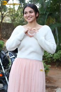 actress Kayadu Lohar beautiful in a white top and pink skirt