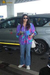 actress Keerthy Suresh spotted at mumbai airport