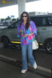 actress Keerthy Suresh spotted at mumbai airport