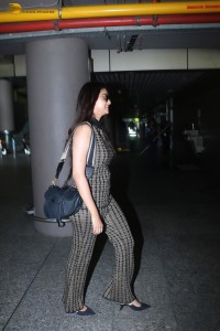 Indian actress Keerthy Suresh chic look at the airport