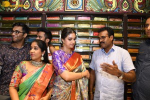 Actress Keerthy Suresh launches CMR Mall in Mahabubnagar Telangana