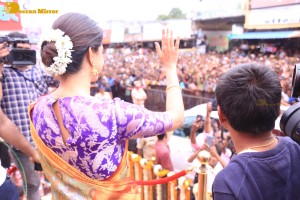 Actress Keerthy Suresh launches CMR Mall in Mahabubnagar Telangana