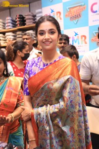Actress Keerthy Suresh launches CMR Mall in Mahabubnagar Telangana