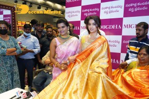 Keerthy Suresh launches Mugdha Art Studio in Kukatpally on February 12, 2022