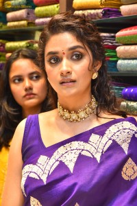 Keerthy Suresh launches Maangalya Shopping Mall in Hyderabad