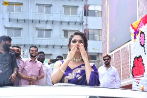 Keerthy Suresh launches Maangalya Shopping Mall in Hyderabad