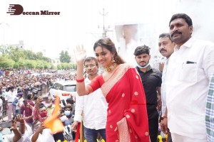 Actress Keerthy Suresh launching CMR Shopping Mall in Mancherial, Telangana.