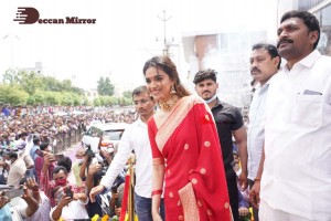 Actress Keerthy Suresh launching CMR Shopping Mall in Mancherial, Telangana.