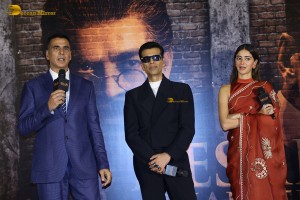 Kesari 2 Press Meet attended by Akshay Kumar, Ananya Panday, and Karan Johar