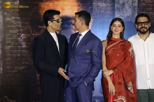 Kesari 2 Press Meet attended by Akshay Kumar, Ananya Panday, and Karan Johar