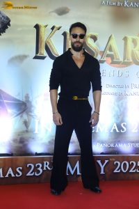Kesari Veer Screening attended by Suniel Shetty, Akanksha Sharma, Sooraj Pancholi, Tiger Shroff, and others