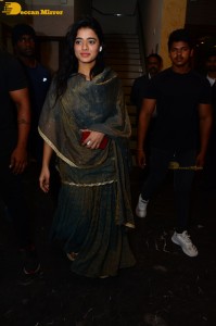 Actress Ketika Sharma in a traditional dress