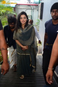 Actress Ketika Sharma in a traditional dress