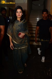 Actress Ketika Sharma in a traditional dress