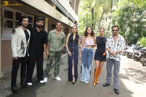 Khel Khel Mein team including Akshay Kumar, Taapsee Pannu, Vaani Kapoor, Pragya Jaiswal, and Fardeen Khan promote the film in Mumbai on August 14, 2024