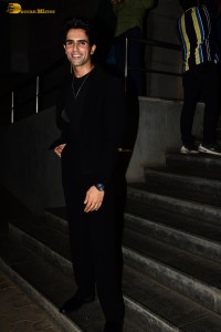 Khel Khel Mein screening attended by Taapsee Pannu, Pragya Jaiswal, Vaani Kapoor, Rakul Preet Singh, and others