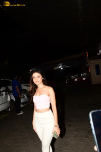 Khel Khel Mein screening attended by Taapsee Pannu, Pragya Jaiswal, Vaani Kapoor, Rakul Preet Singh, and others