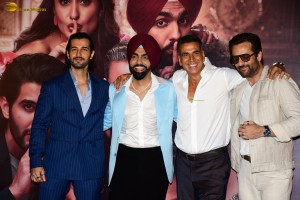 Khel Khel Mein Trailer Launch attended by Akshay Kumar, Vaani Kapoor, Pragya Jaiswal, and Fardeen Khan
