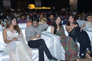 Pictures from the Pre-Release Event of 'Khiladi' movie - attended by Ravi Teja, Meenakshi Chaudhary, Dimple Hayathi, Anasuya Bharadwaj, Devi Sri Prasad and Ramesh Varma