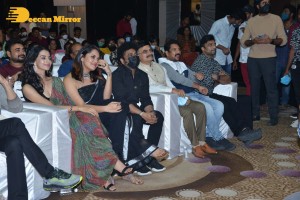 Pictures from the Pre-Release Event of 'Khiladi' movie - attended by Ravi Teja, Meenakshi Chaudhary, Dimple Hayathi, Anasuya Bharadwaj, Devi Sri Prasad and Ramesh Varma