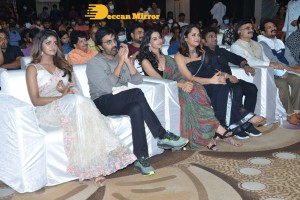 Pictures from the Pre-Release Event of 'Khiladi' movie - attended by Ravi Teja, Meenakshi Chaudhary, Dimple Hayathi, Anasuya Bharadwaj, Devi Sri Prasad and Ramesh Varma