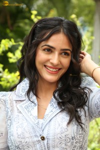 actress Khushboo Choudhary lovely photoshoot