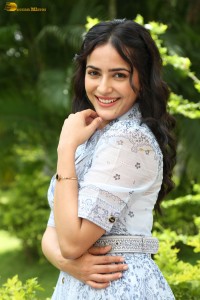 actress Khushboo Choudhary lovely photoshoot