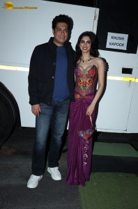 actress Khushi Kapoor in a pink dress