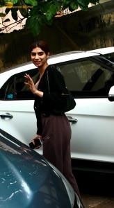 sridevi's daughter and actress Khushi Kapoor was spotted leaving her gym